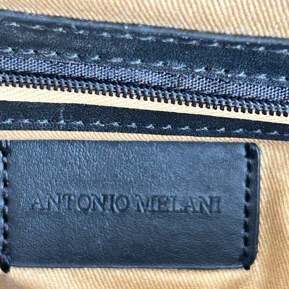 Antonio Melani Convertible Off-White Patent Leather Bag - Picture 5 of 12